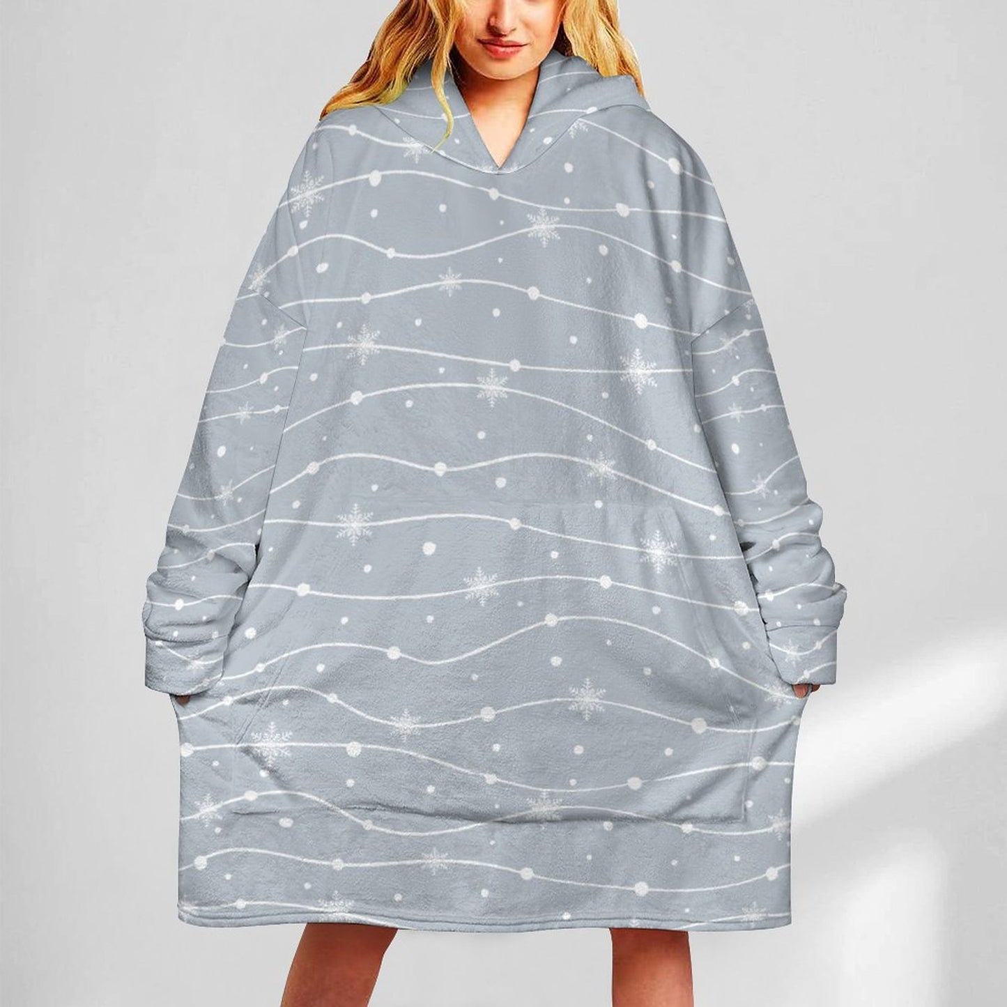 Oversized Soft Wearable Blanket Blue Winter Flurries